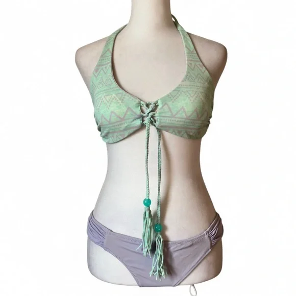 Victoria's Secret Reversible Boho Bikini Set in Aquamarine & Lavender size Small - Picture 2 of 12